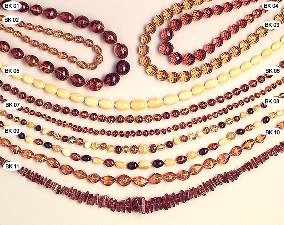 Muster verschiedener 
Bernsteinkettenformen